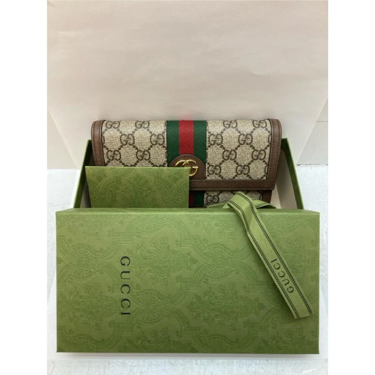 Gucci Ophidia GG Supreme Long Wallet. . Includes Box and Ribbon