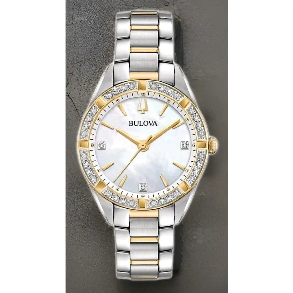 Bulova 98R263 Sutton Diamond Lustrous Mother-of-pearl Dial Ladies Watch
