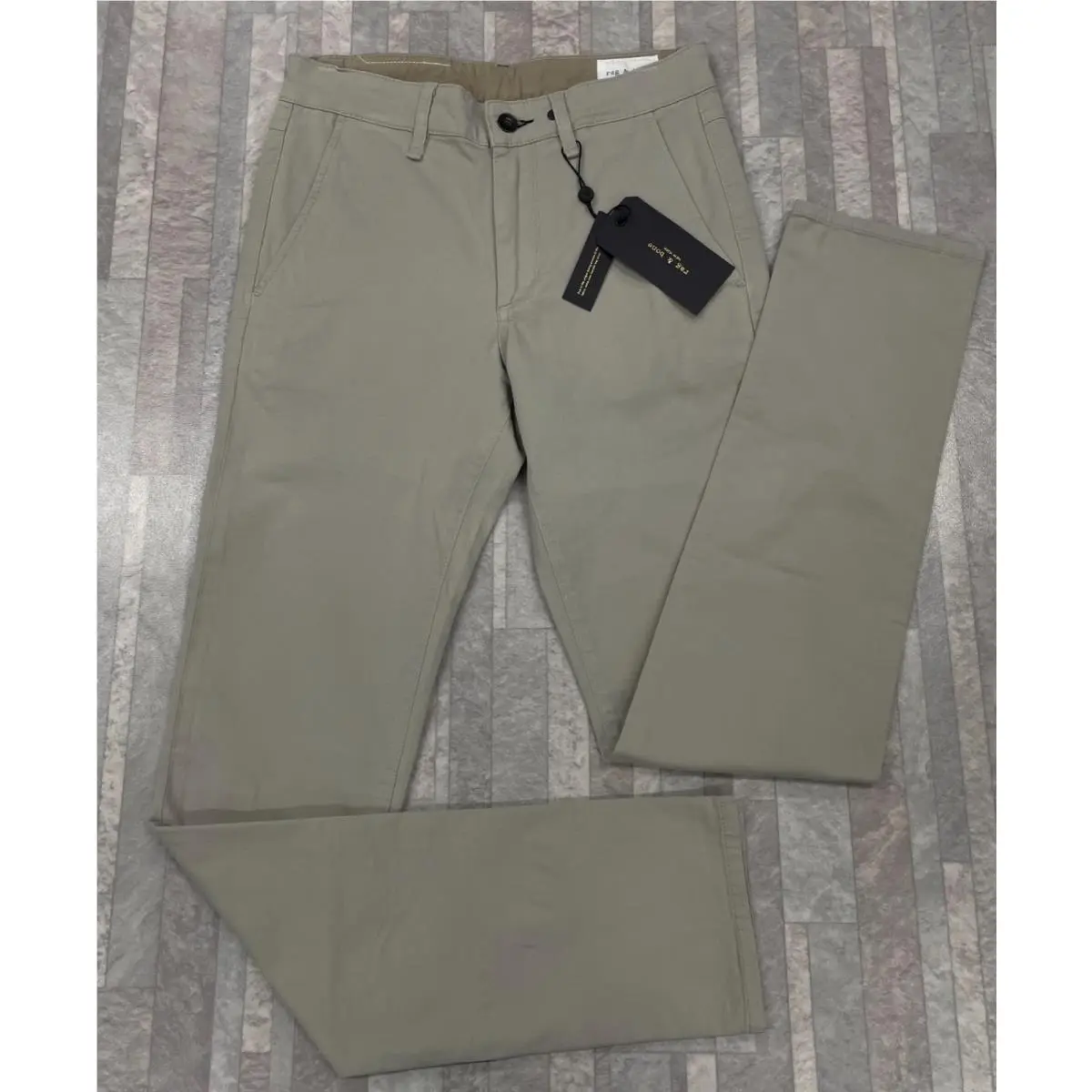 Rag Bone Fit 2 Classic Chino In Drizzle Size: 28 by Rag & Bone