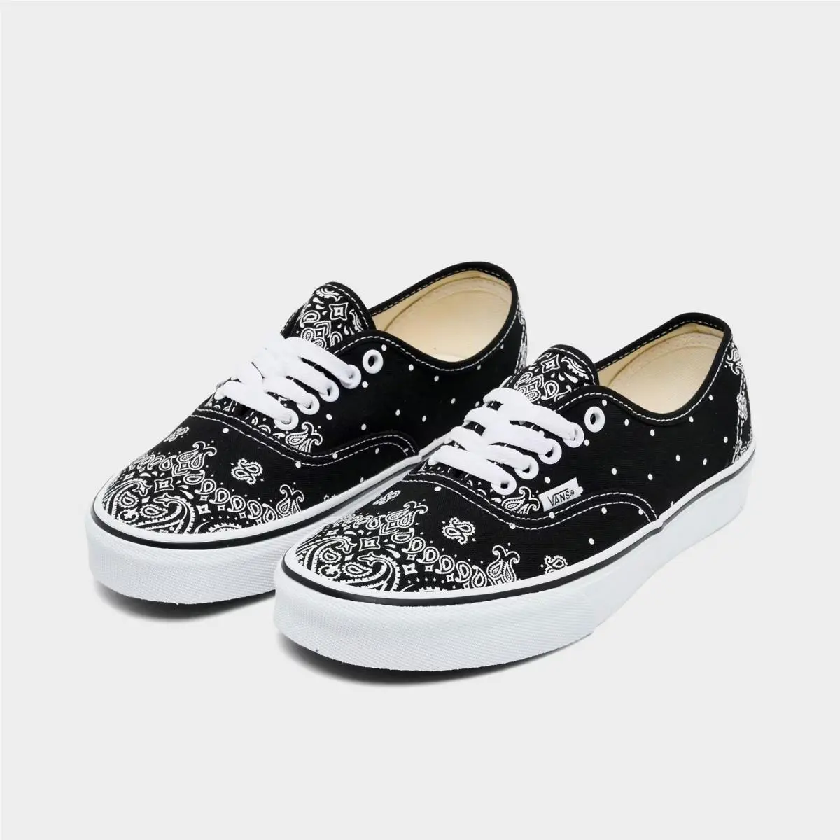 Vans shoes - 00Z0WBPR 001 - Bandana Black/Marshmallow 5