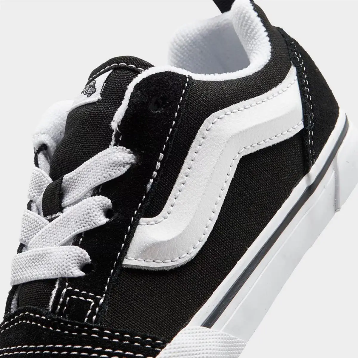 Vans shoes - 00D0K6BT 001 - Black/White 0
