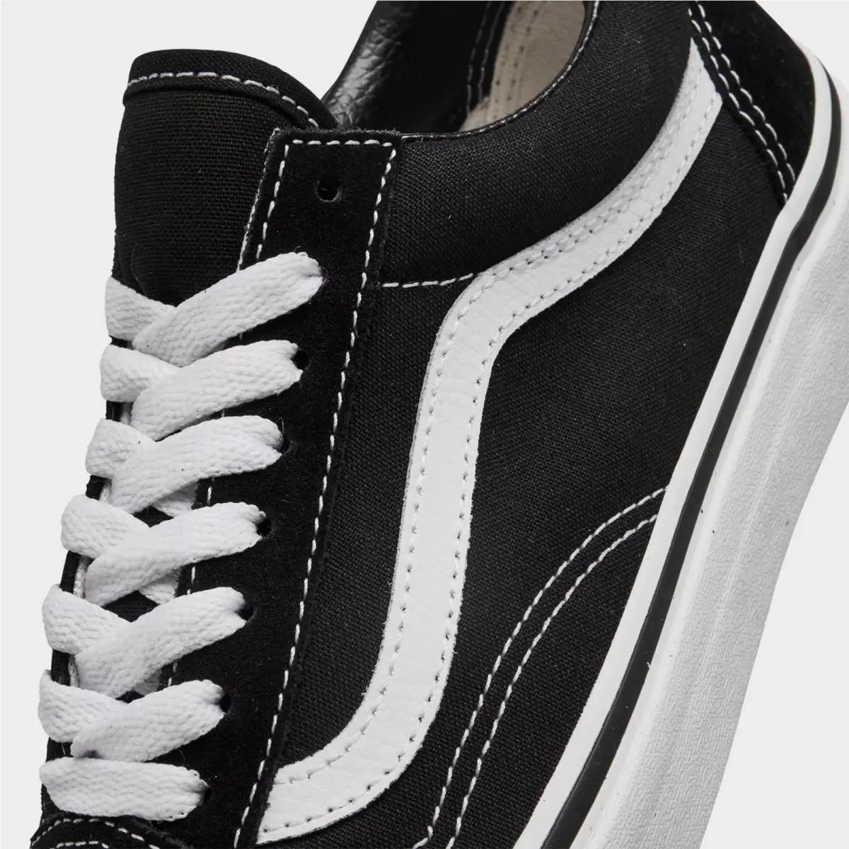 Vans shoes - VN000D3H 001 - Black 0