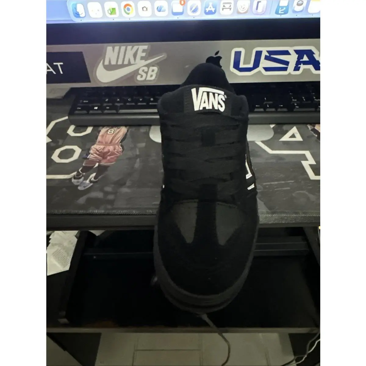 Vans shoes - VANS Upland - Upland - VN000D25B8C - Black 1