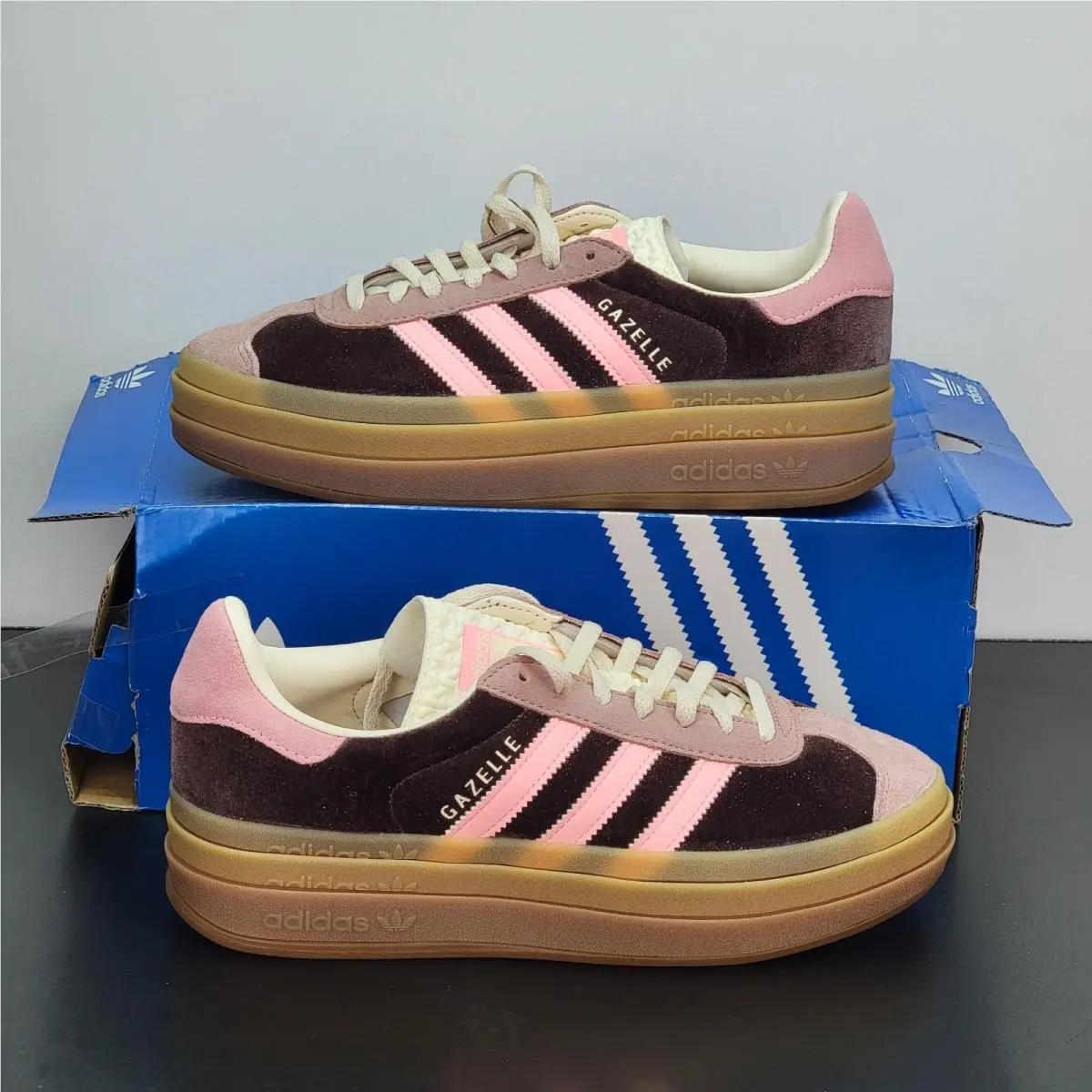 Adidas Gazelle Bold Women`s Size 7.5 Athletic Shoes Pink Footwear Sneakers