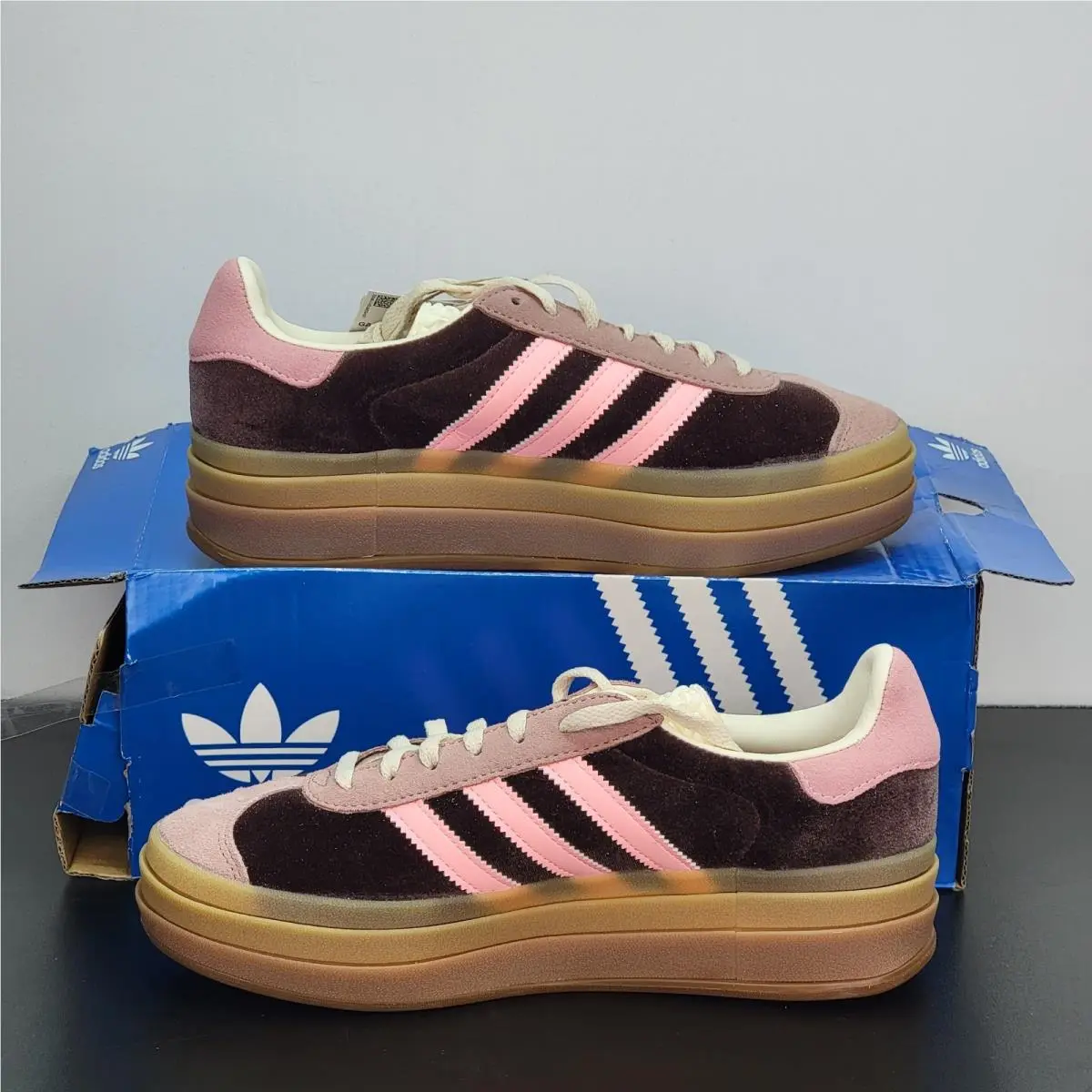 Adidas shoes - adidas Gazelle - Gazelle - JQ5143 - Brown 0