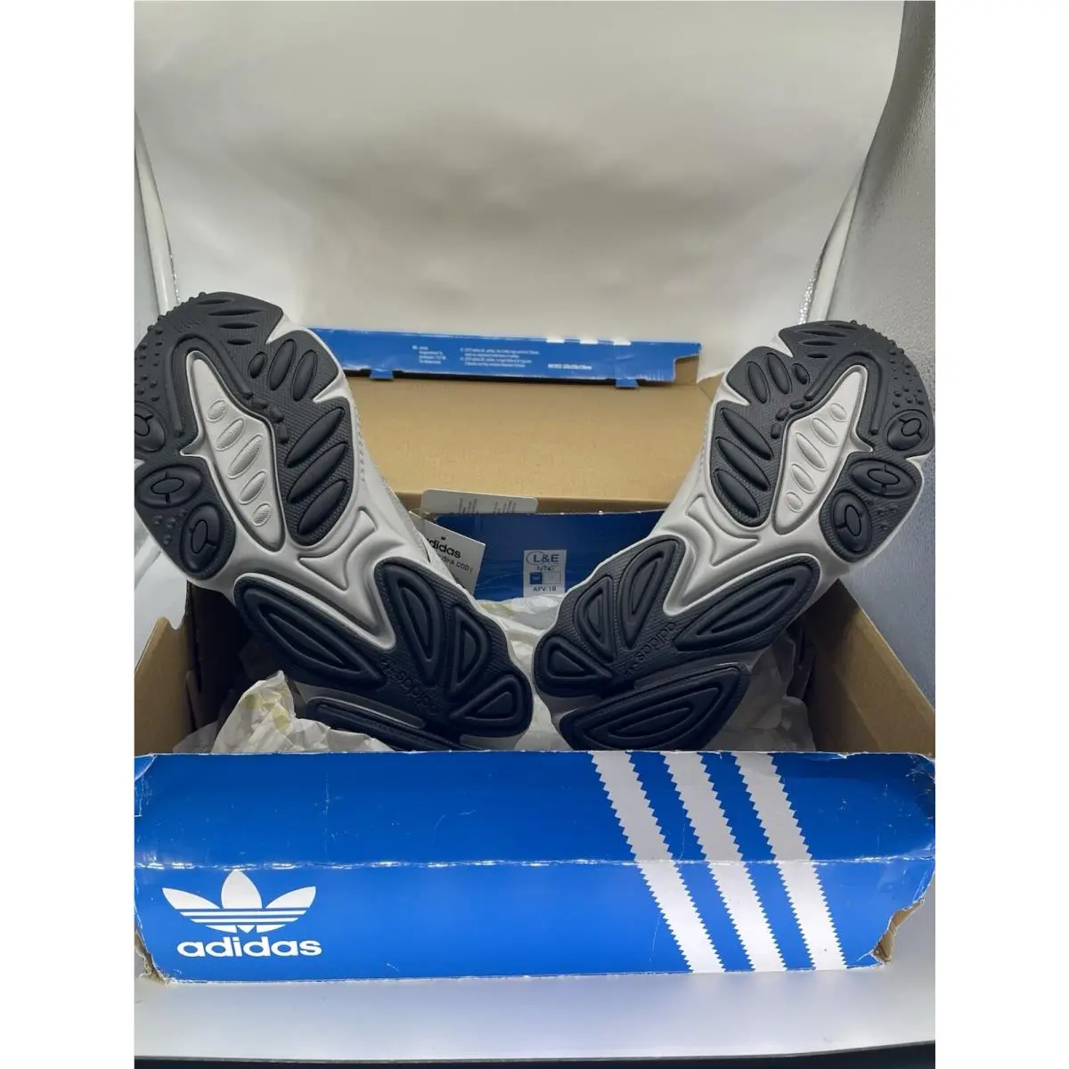 Adidas shoes - adidas Ozweego - Ozweego - FW3025 - Gray 3