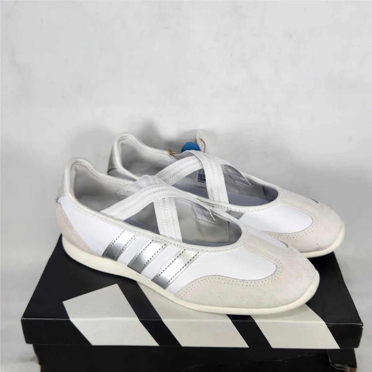 Adidas shoes - adidas Barreda - Barreda - HQ7400 - White 1