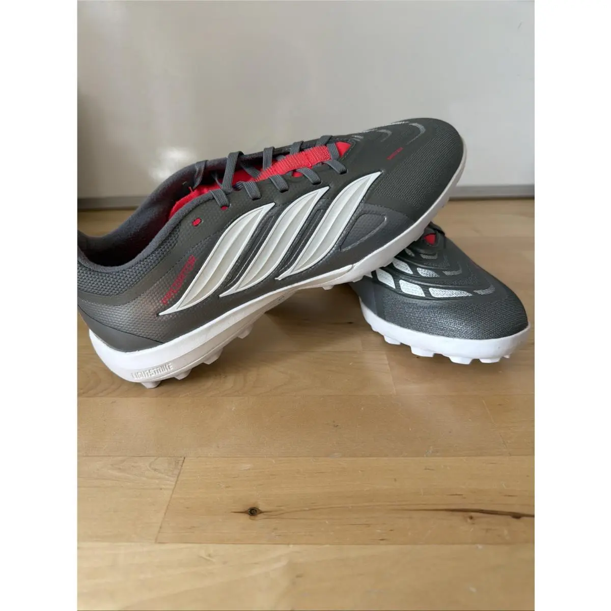 Adidas Unisex League Ft Turf Iron Metallic/white/lucid Red 6.5