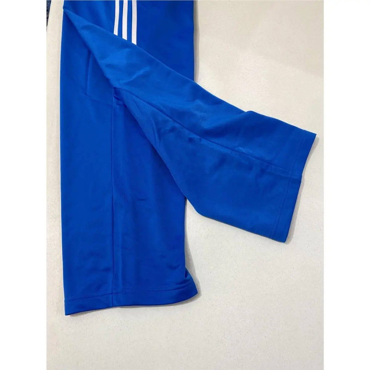Adidas clothing - Blue Bird White 6