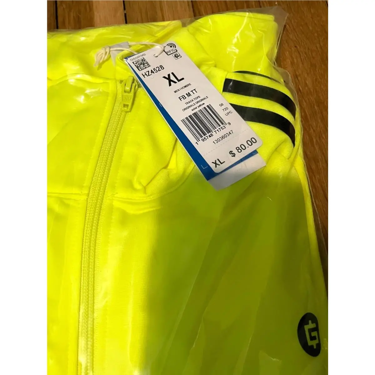 Adidas clothing - Neon 0
