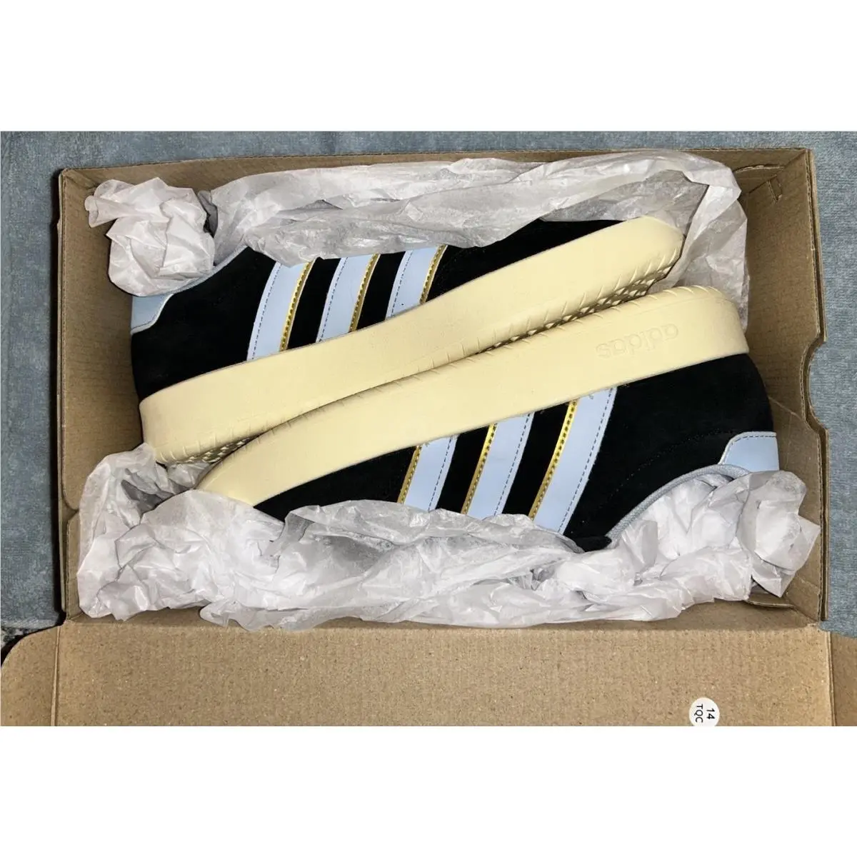 Adidas JP7108 Barreda Blue Suede Tennis Shoes Size 9