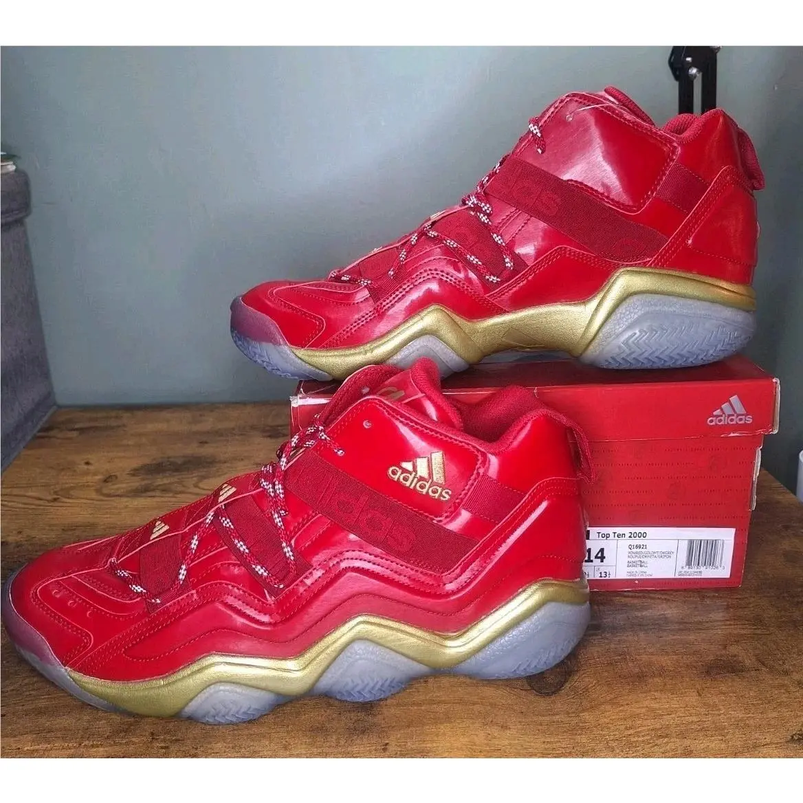 Size 14 - Top Ten 2000 Adidas X Marvel Iron Man Avengers - w Dinged Box