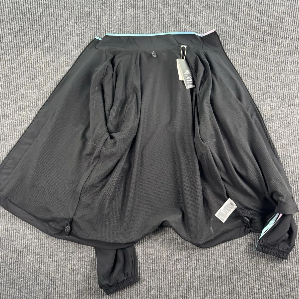 Adidas clothing - Adidas Audi Revolut Audi Formula 1 - Black 5