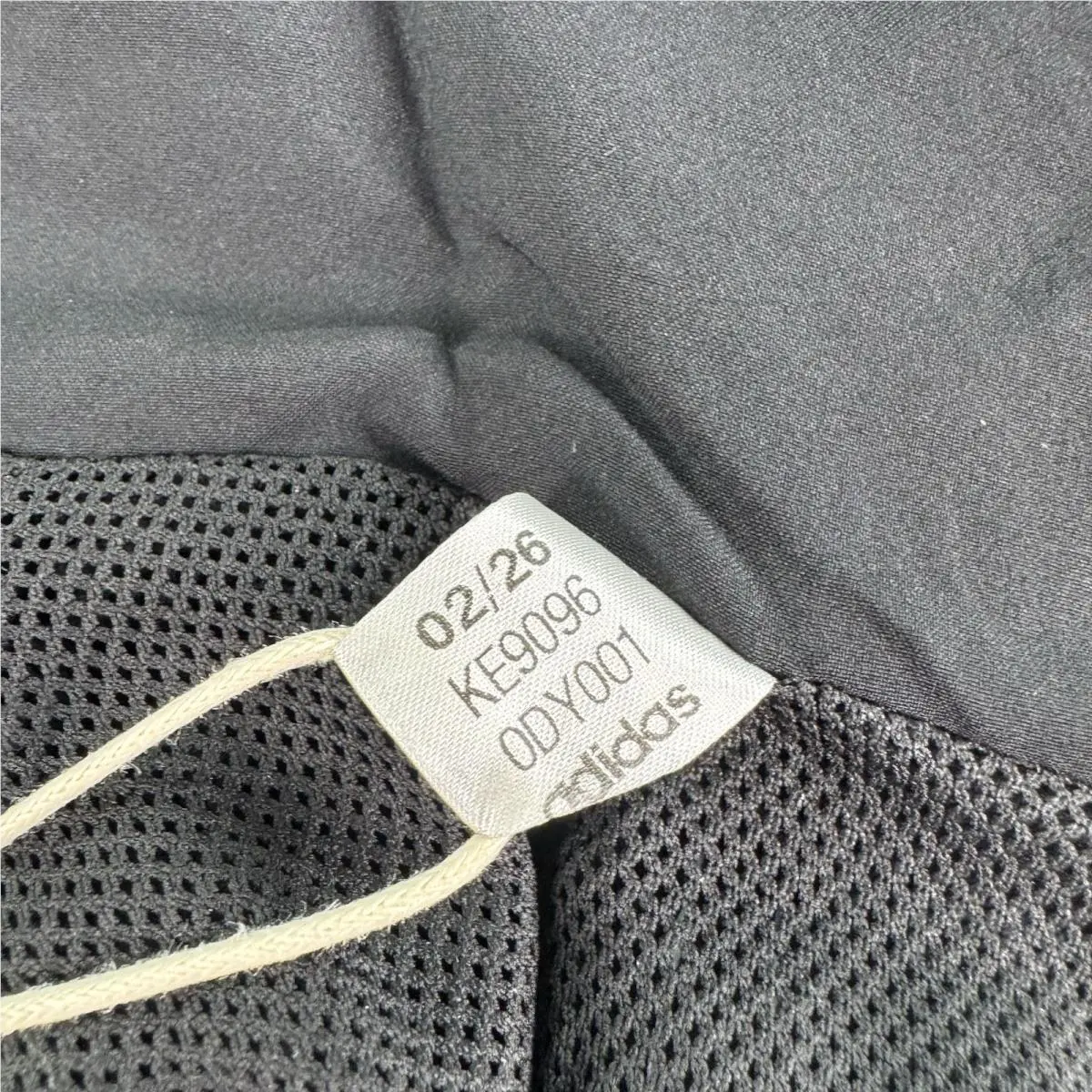 Adidas clothing - Adidas Audi Revolut Audi Formula 1 - Black 7