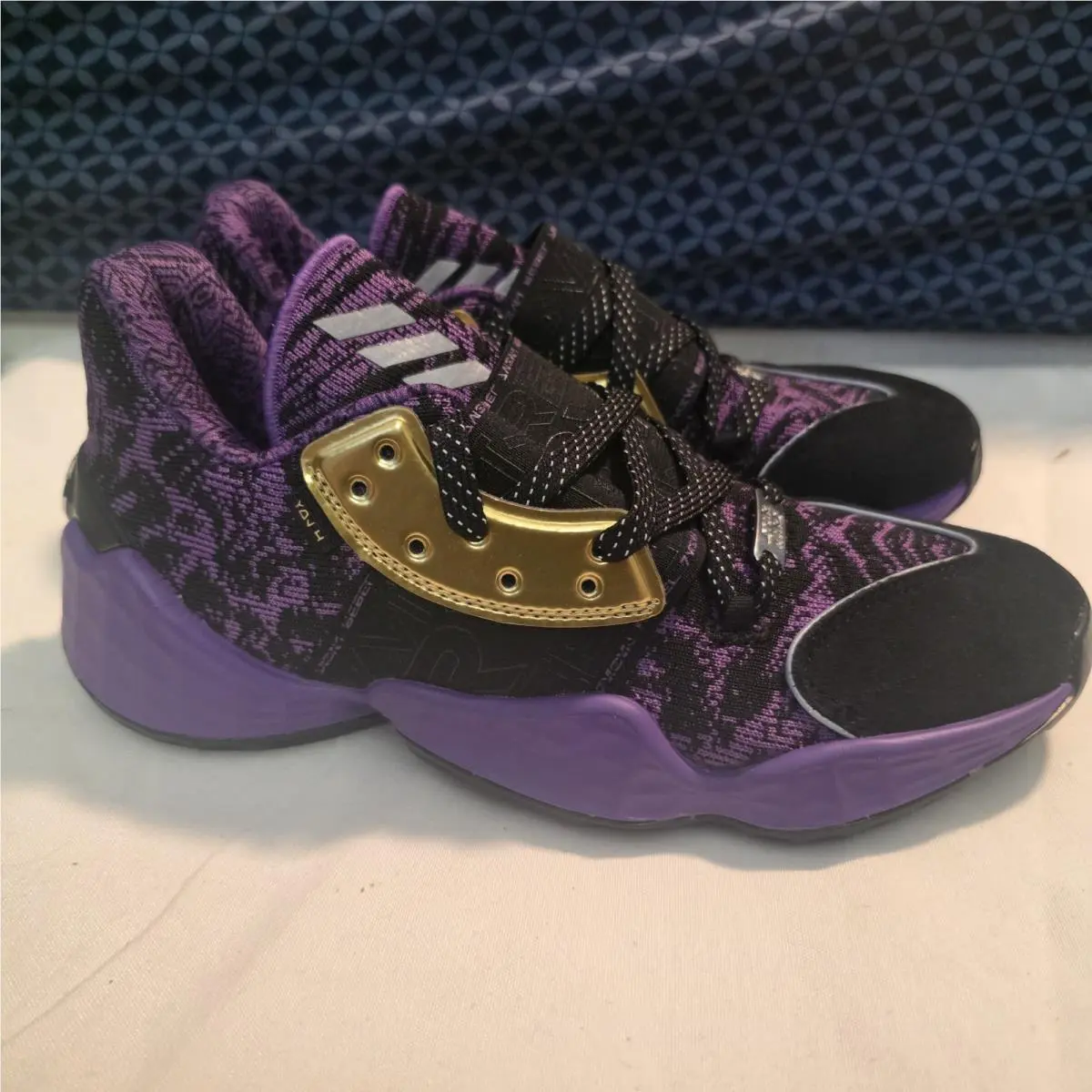 Adidas Harden Vol. 4 Star Wars Lightsaber Kid`s Sneakers EF2080 Sz 6