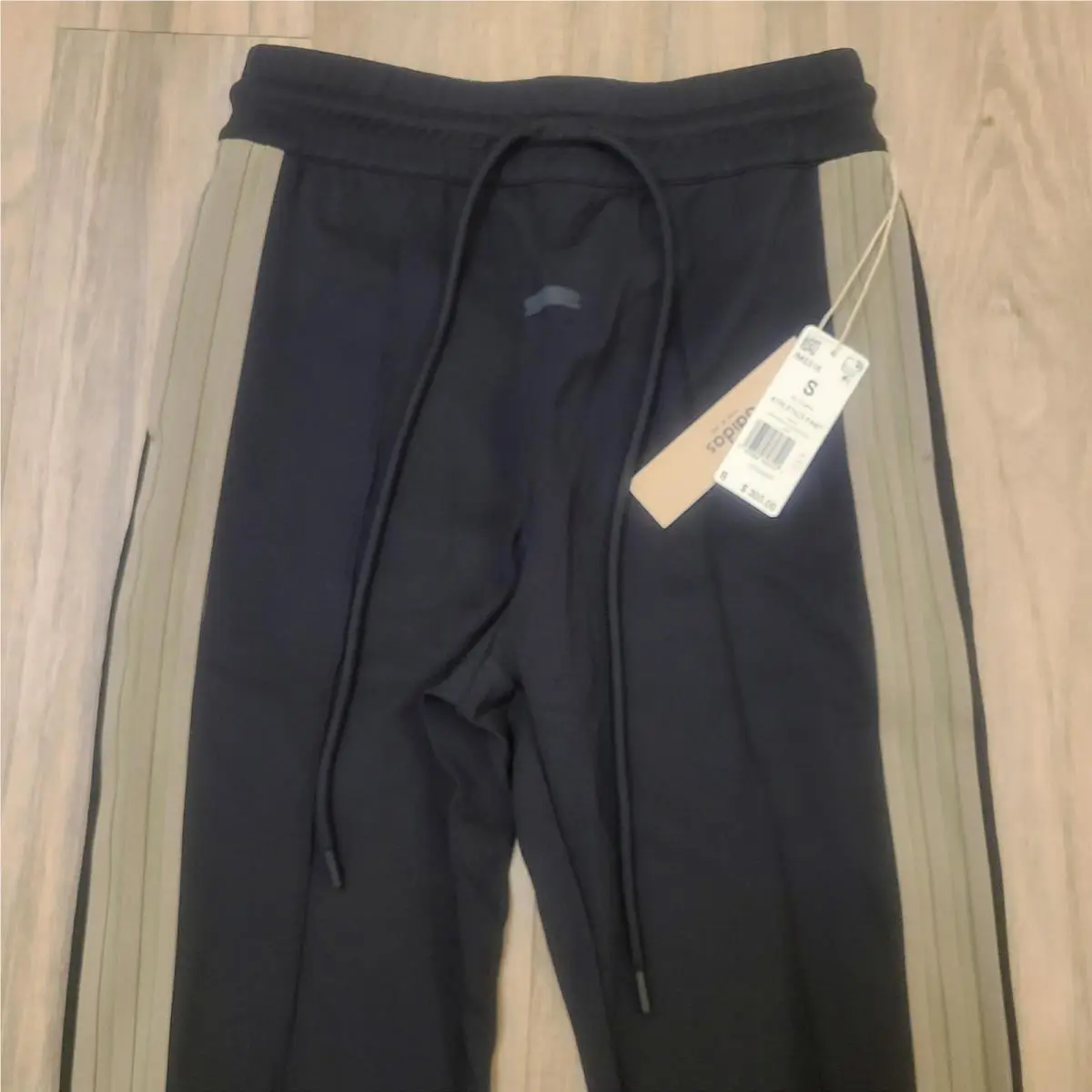 Adidas clothing - Black 2