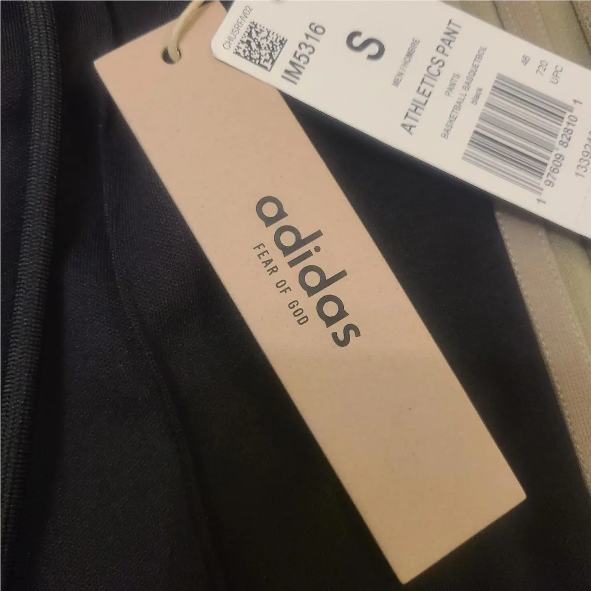 Adidas clothing - Black 3