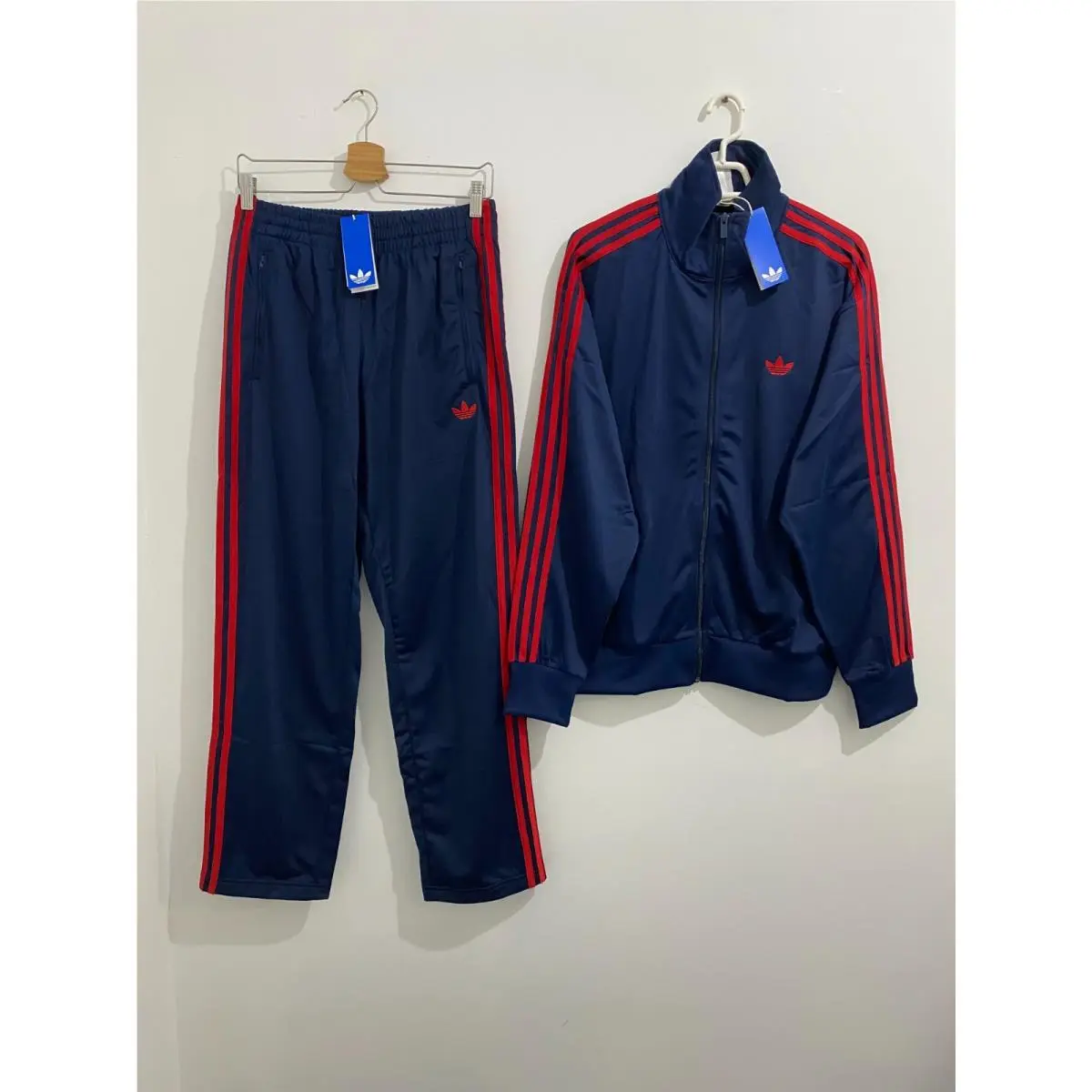 Adidas clothing - Red 0