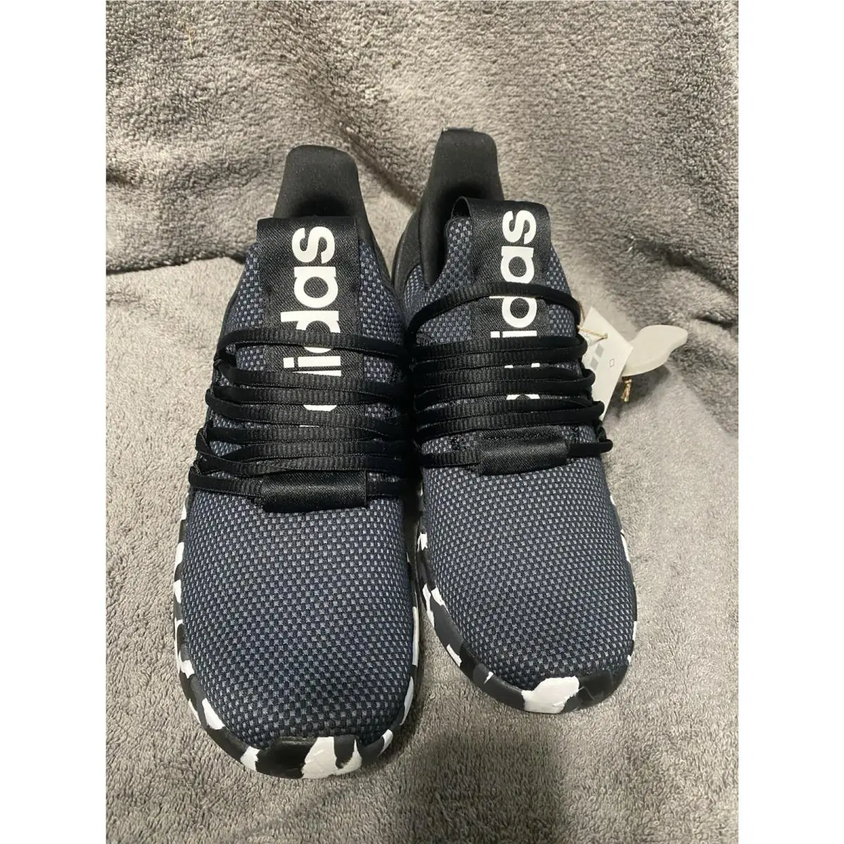 Size 7 Men’s Lite Raiser Adapt 7.0 Adidas Sneakers