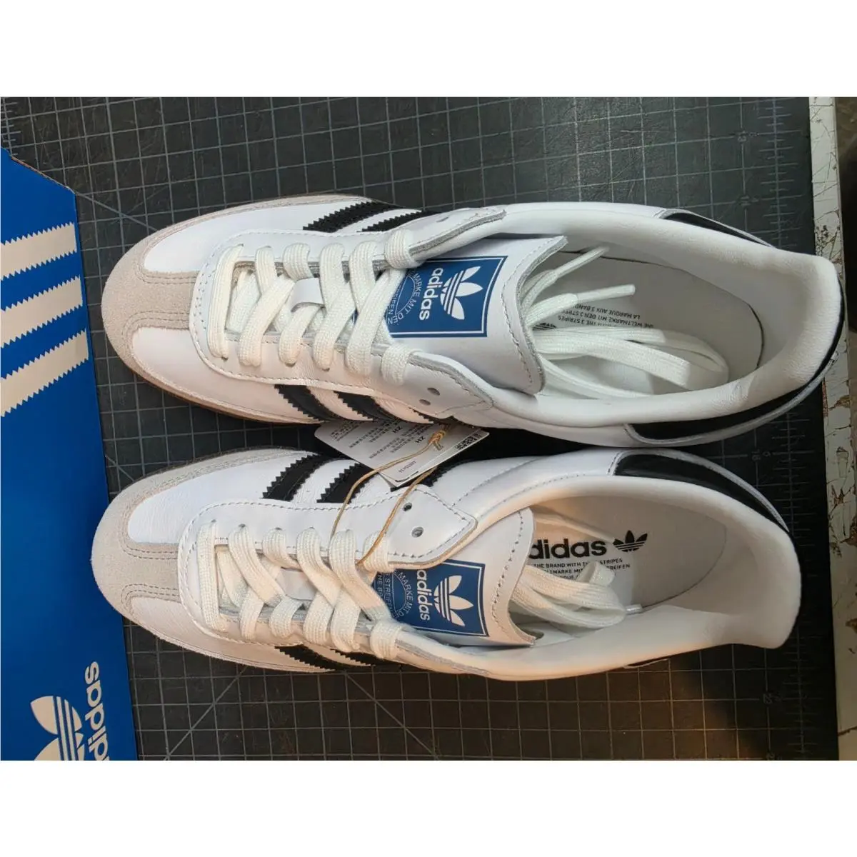 Adidas shoes - white/ black 2