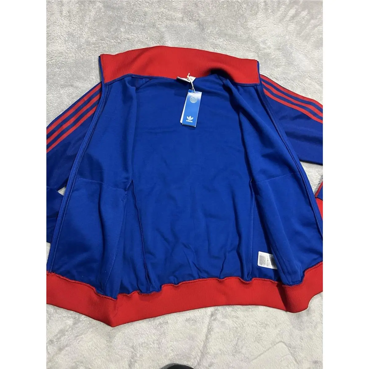 Adidas clothing - Adidas Adicolor Heritage - Adicolor Heritage - IB3425 - Blue 11