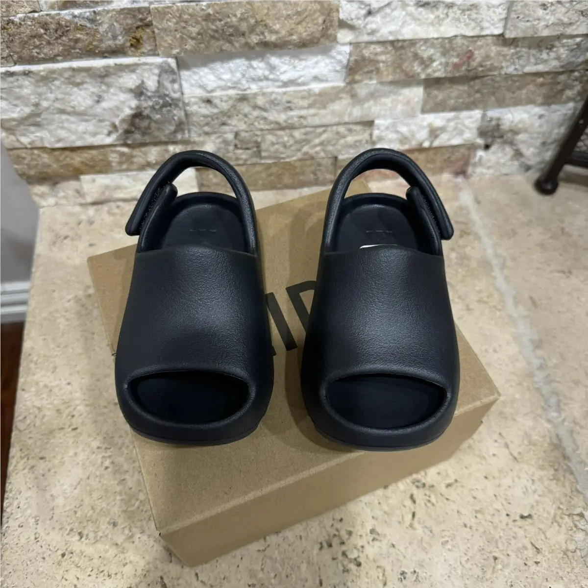 Adidas shoes - YEEZY - YEEZY - Onyx 1