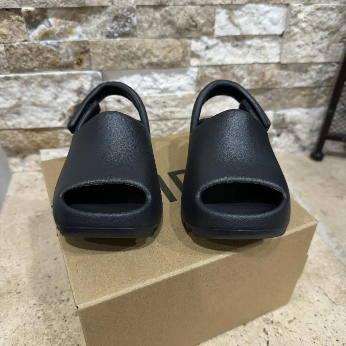 Adidas shoes - YEEZY - YEEZY - Onyx 0