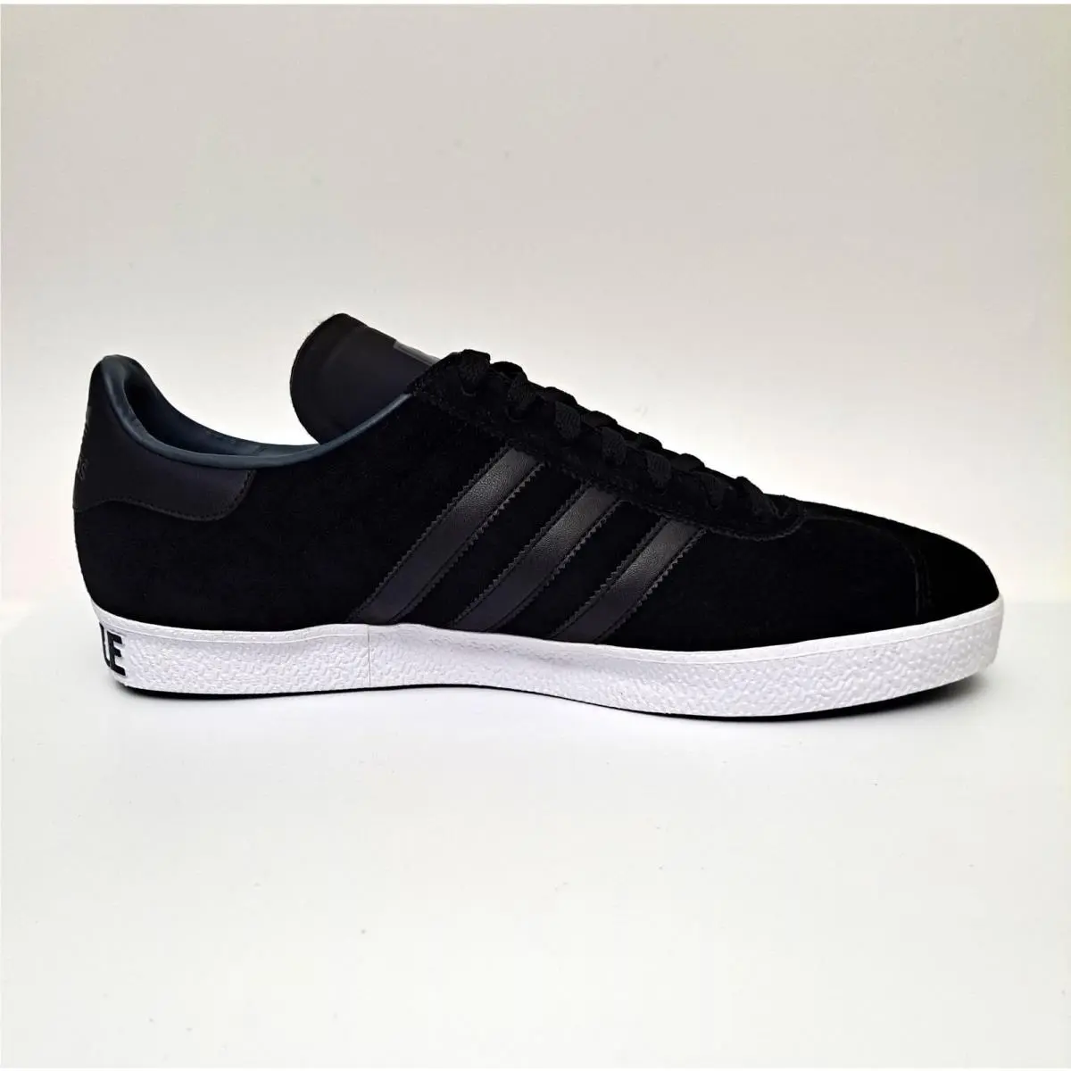Adidas shoes - adidas Gazelle - Gazelle - 915557 - Black 0