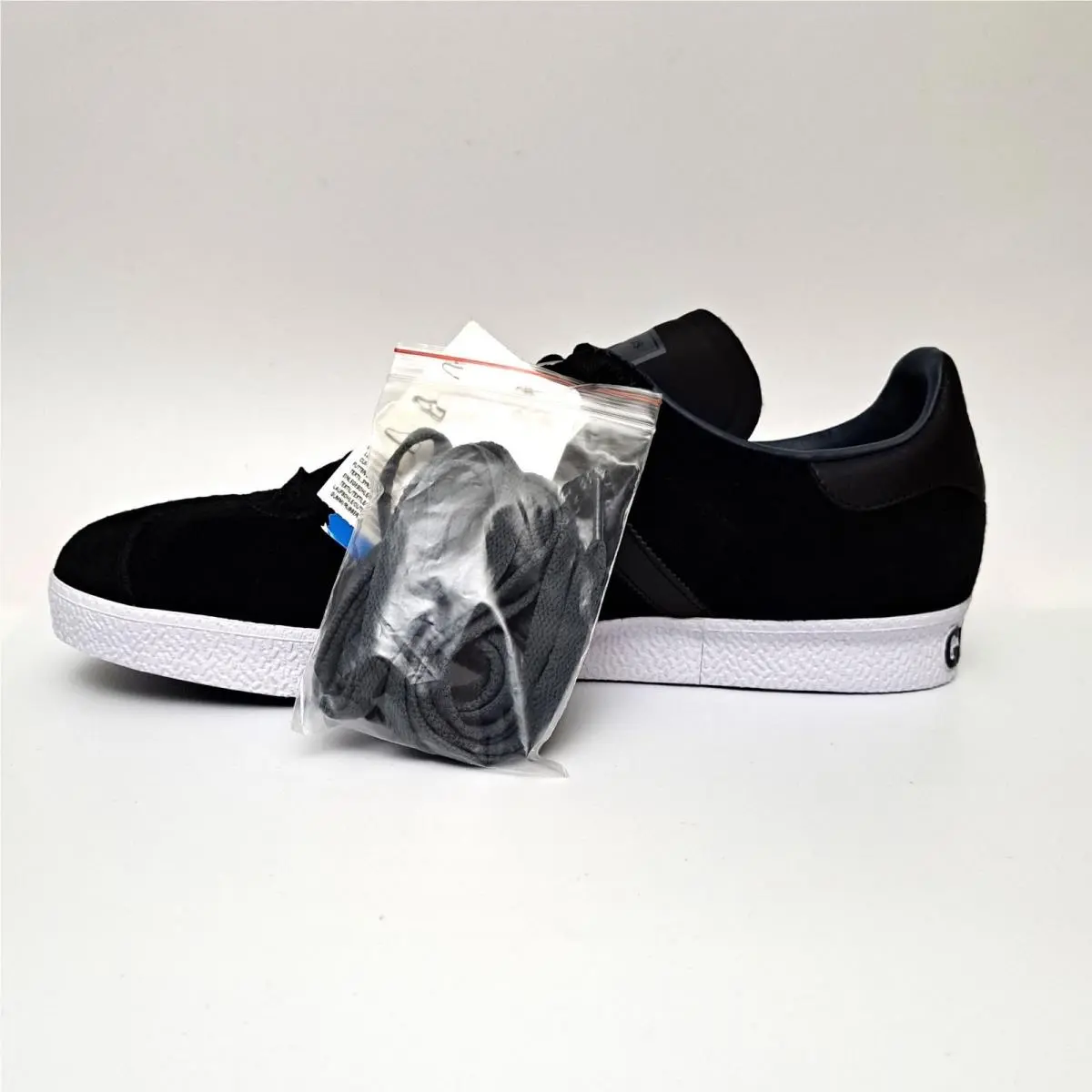 Adidas shoes - adidas Gazelle - Gazelle - 915557 - Black 3