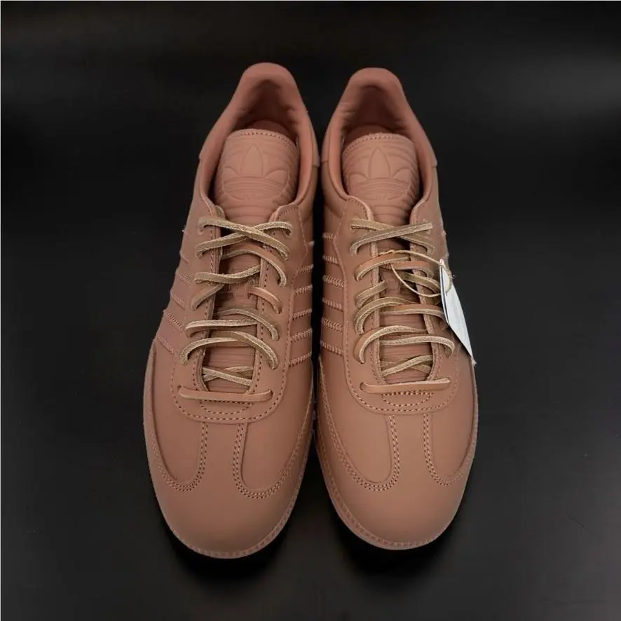 Adidas shoes - Terracotta / Clay Strata 1
