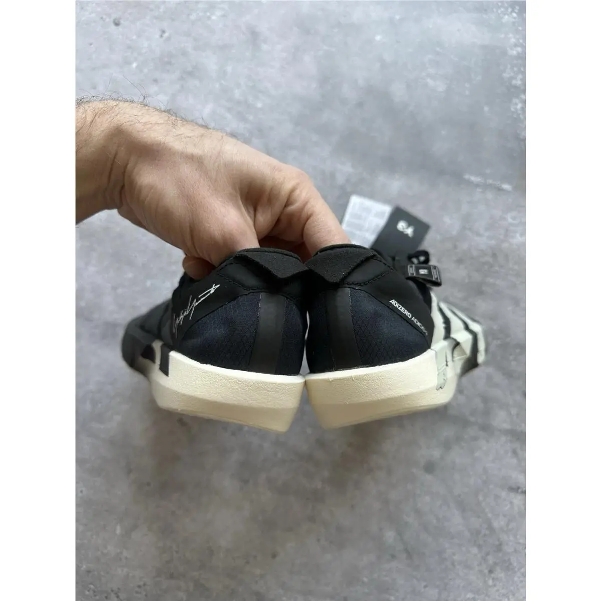 Adidas shoes - JR6652 - JR6652 - Black 4