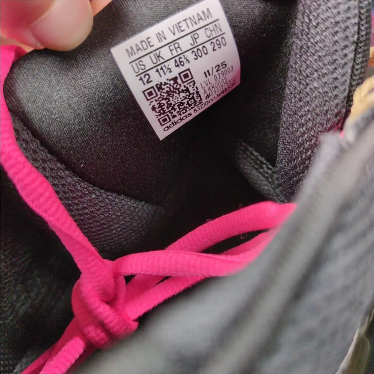 Adidas shoes - Black 4