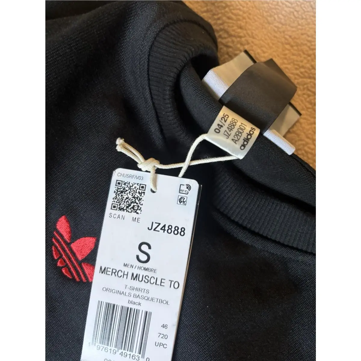 Adidas clothing - Black 5