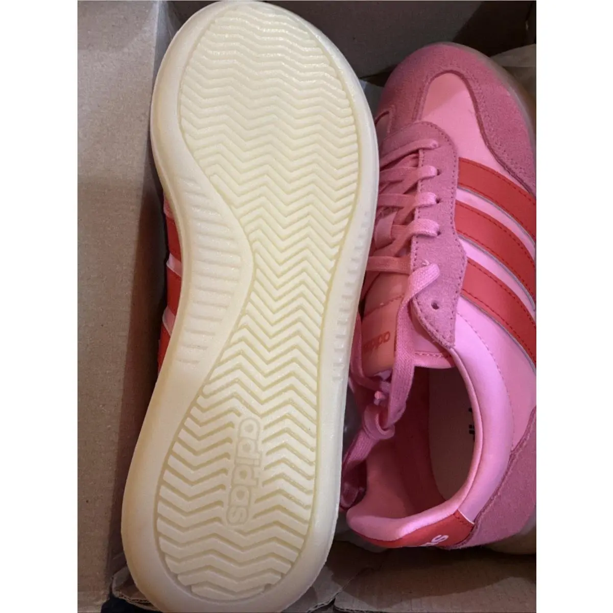 Adidas shoes - adidas Barreda - Barreda - JR1217 - Pink 3
