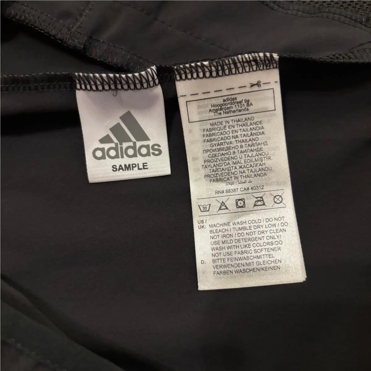 Adidas clothing - Black 3