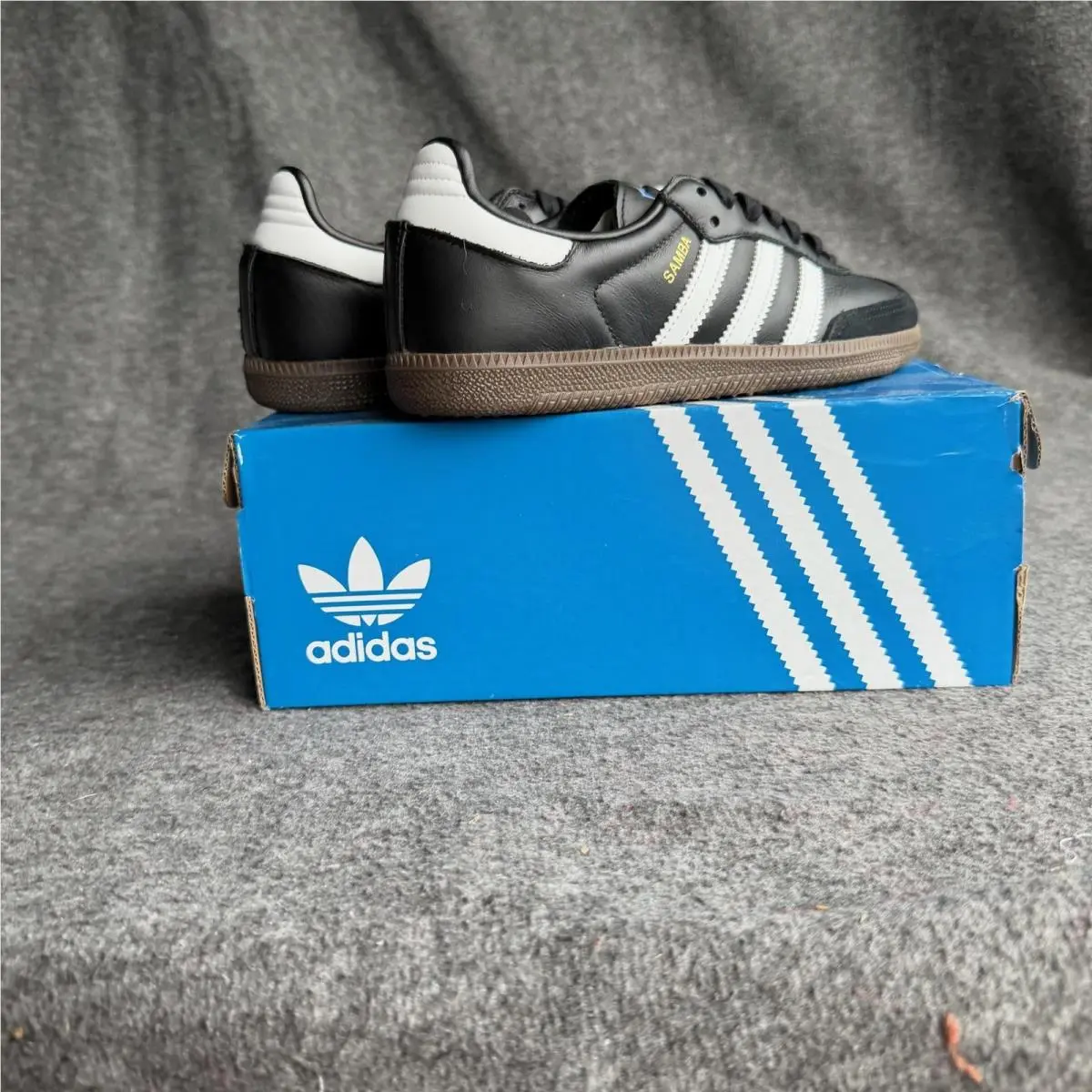 Adidas shoes - adidas Samba OG W - Samba - Black 3