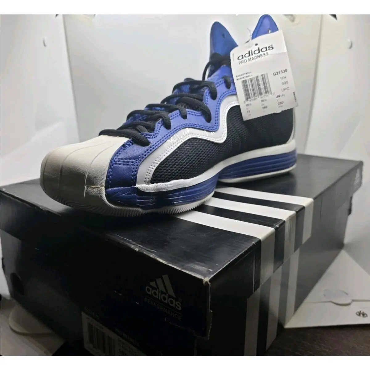 Vintage Adidas Pro Madness Black Blue 10.5 Shoes G21530