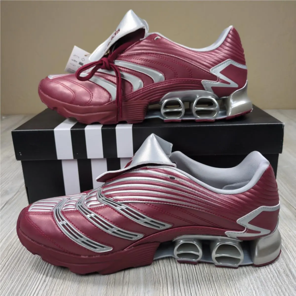 Adidas shoes - Red 0