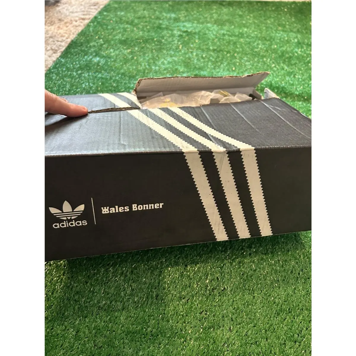 Adidas shoes - Wales Bonner Samba Silver Metallic IG8181 - Silver 4