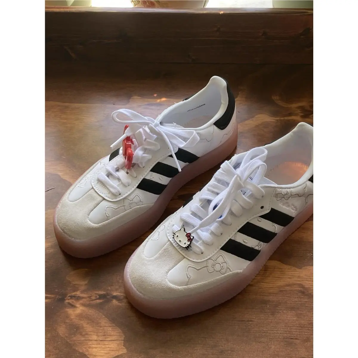 Adidas Sambae Hello Kitty White Core Black Pink Sneakers Womens Size 6.5