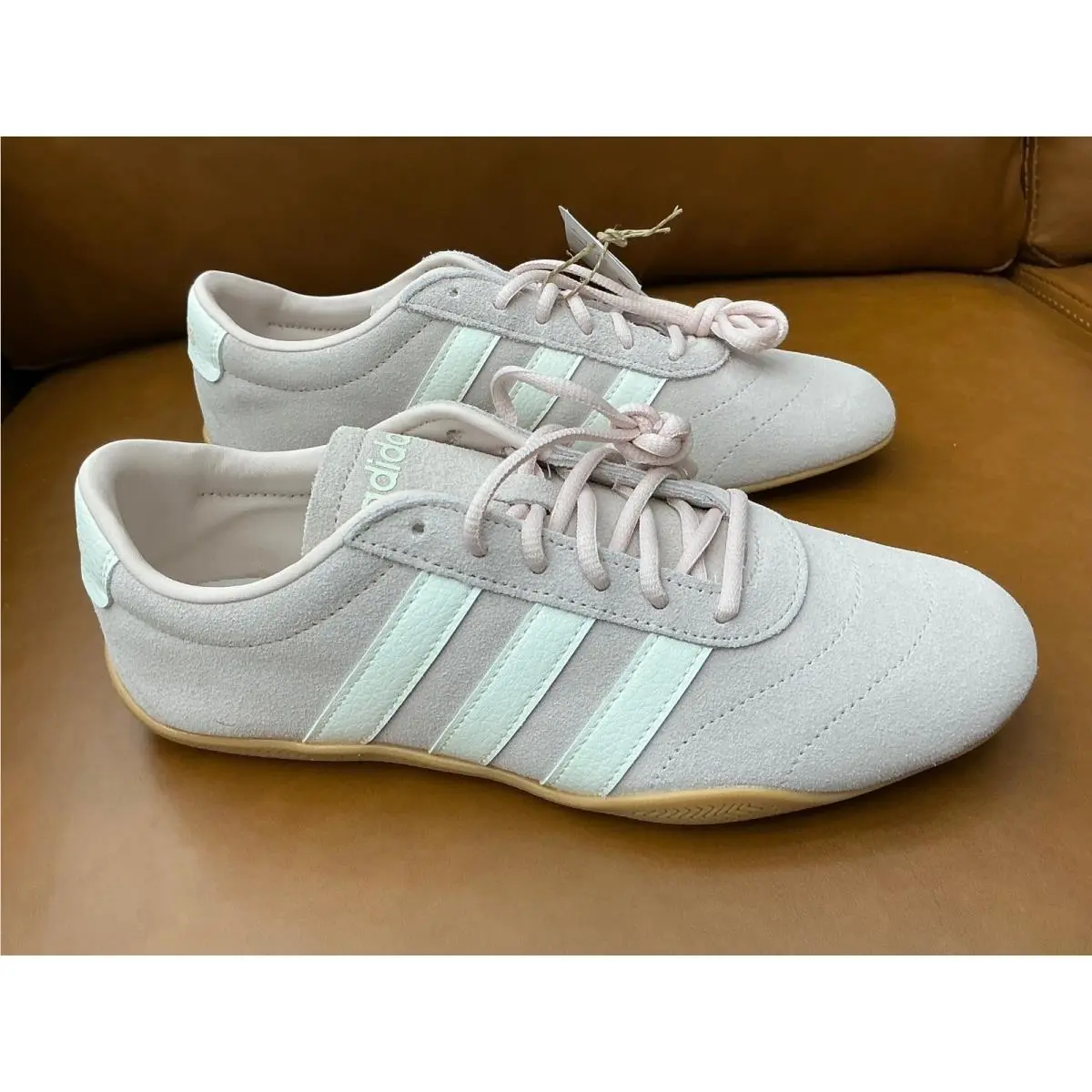 Adidas Grand Court Lo Women Size 7 Pink Suede Gum Sole