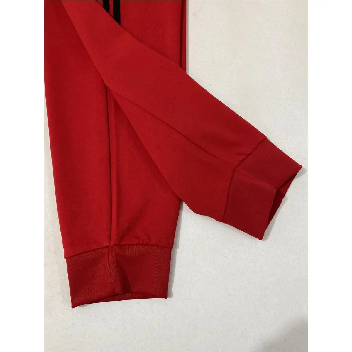 Adidas clothing - Better Scarlet Black 5