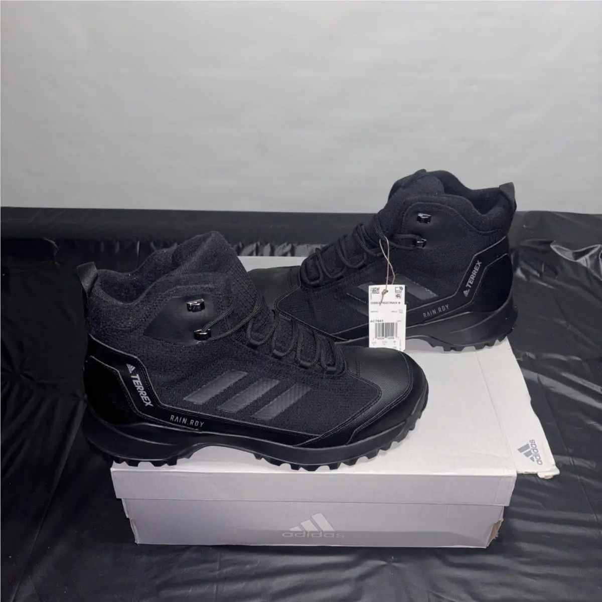 Adidas shoes - Terrex Frozetrack Mid R.RD - Terrex Frozetrack Mid - Core Black/Grey, Main: Black 0