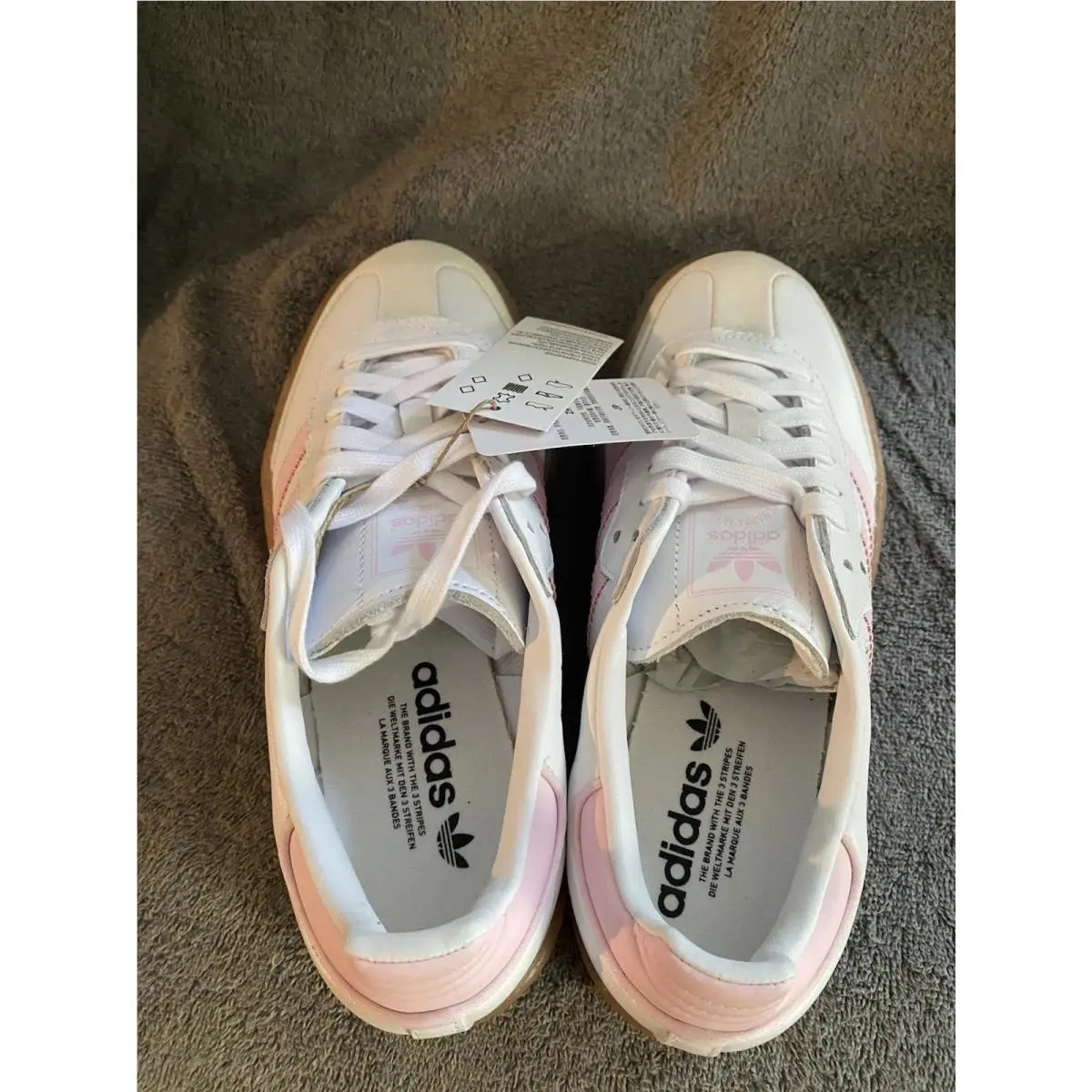 Size 7 Adidas Sambae J JQ1237