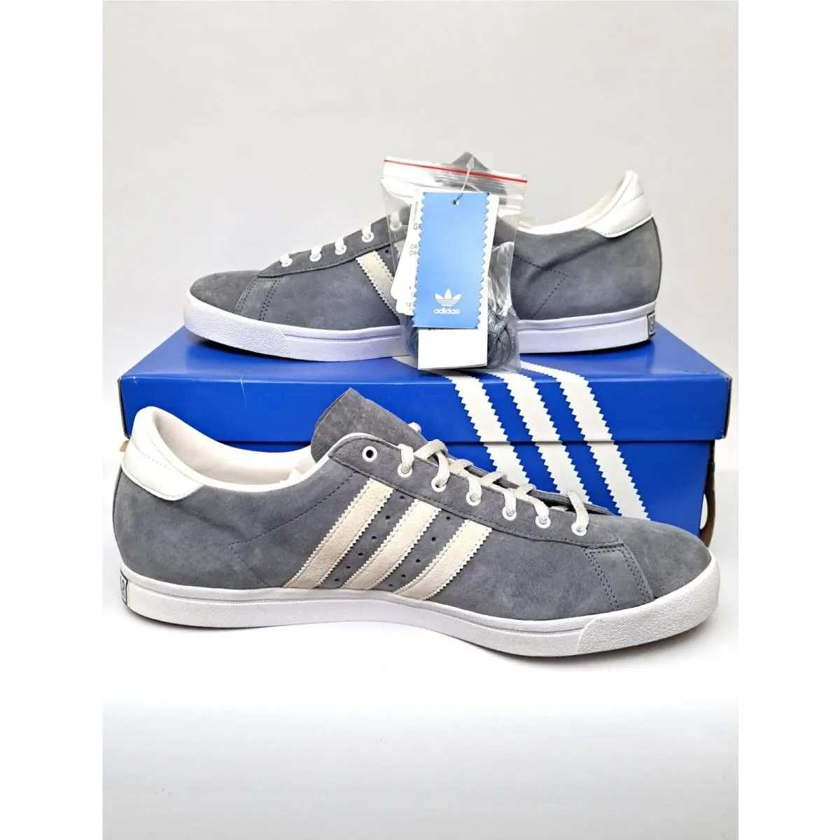 Adidas Originals Men`s Size 12.5 Green Star Sneaker Gray / White Deadstock Retro