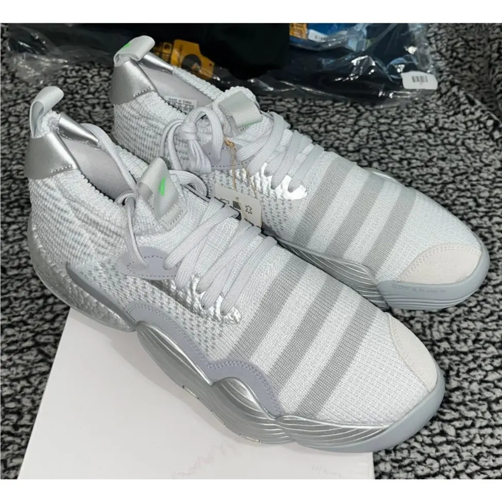 Adidas Trae Young 2 Mens Shoe Size 11 White/grey/silver W/box