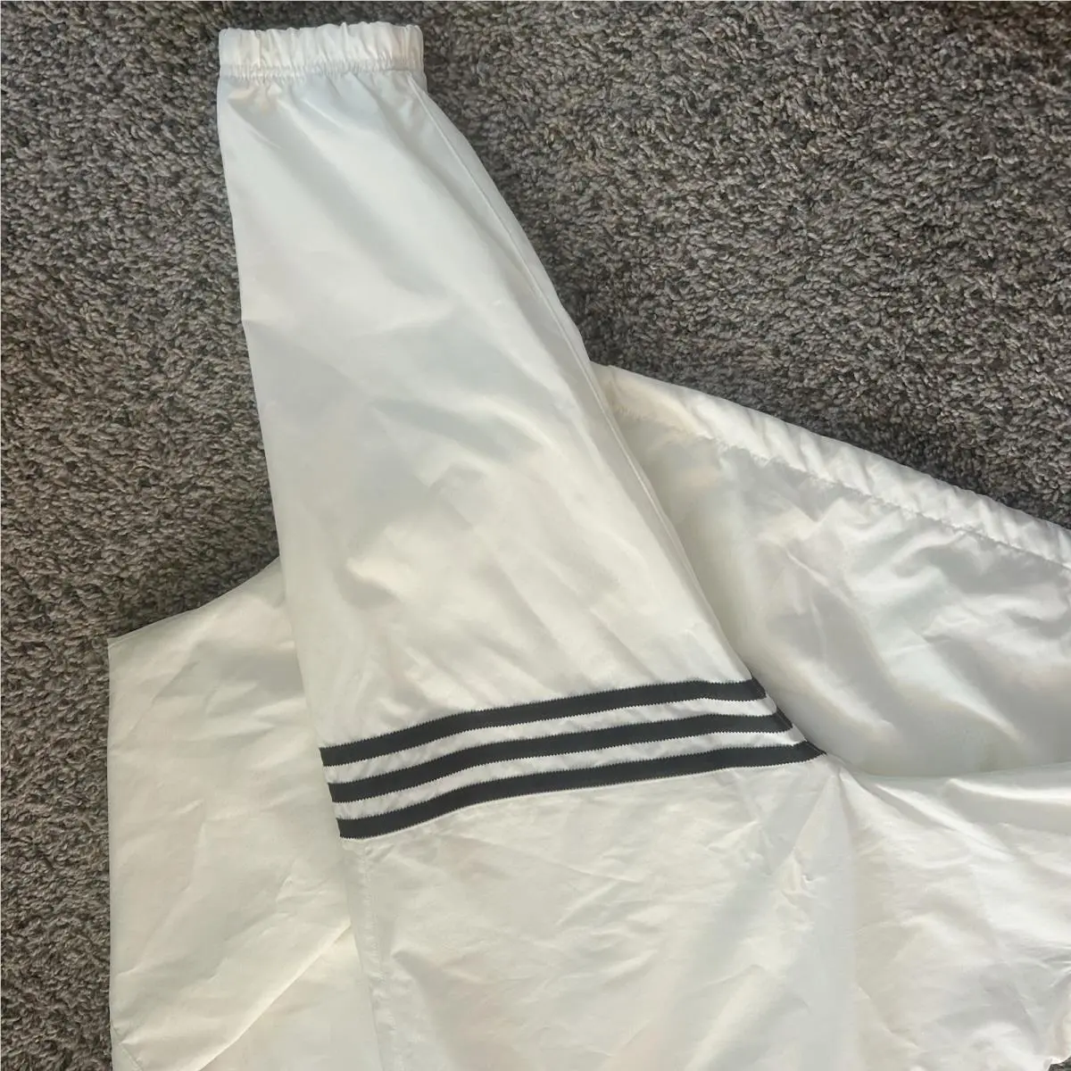 Adidas clothing - Adidas Originals Neuclassics - Originals Neuclassics - JW5453 - White 5