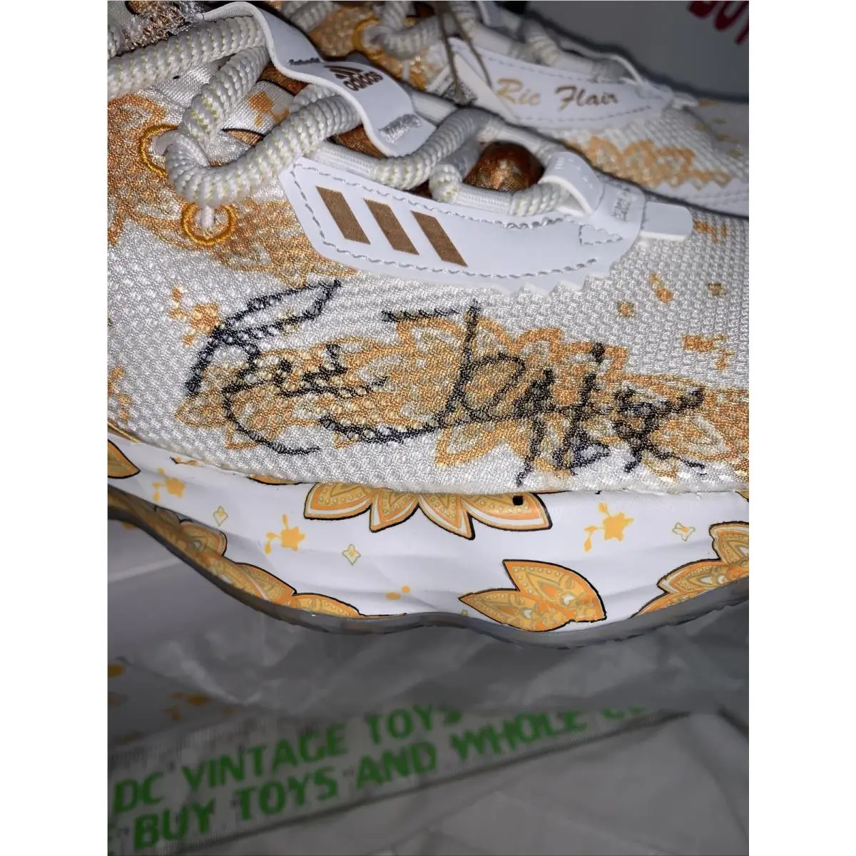 Adidas shoes - Dame 7 x Ric Flair - FX6616 - White 3