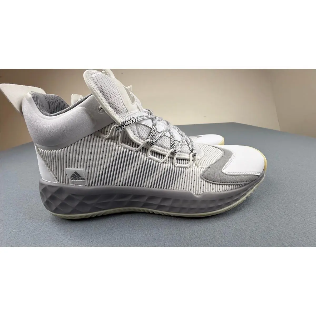 Adidas Pro Boost Mid Men Size 13.5 White Grey Basketball Shoes FW9513