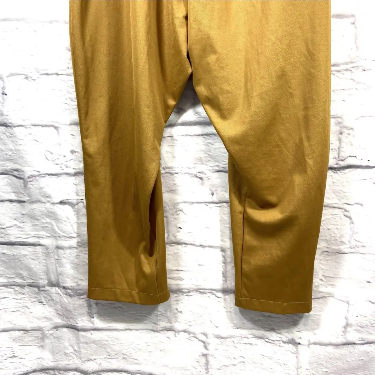 Adidas clothing - Brown 4